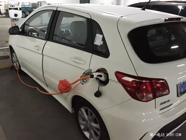 新車沒上牌可以抵押貸款嗎(抵押貸款上牌新車沒可以過戶嗎)? (http://www.xifuyun.com/) 知識問答 第14張